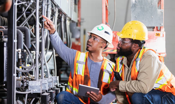  Vernon Hls, IL Electrician Pros